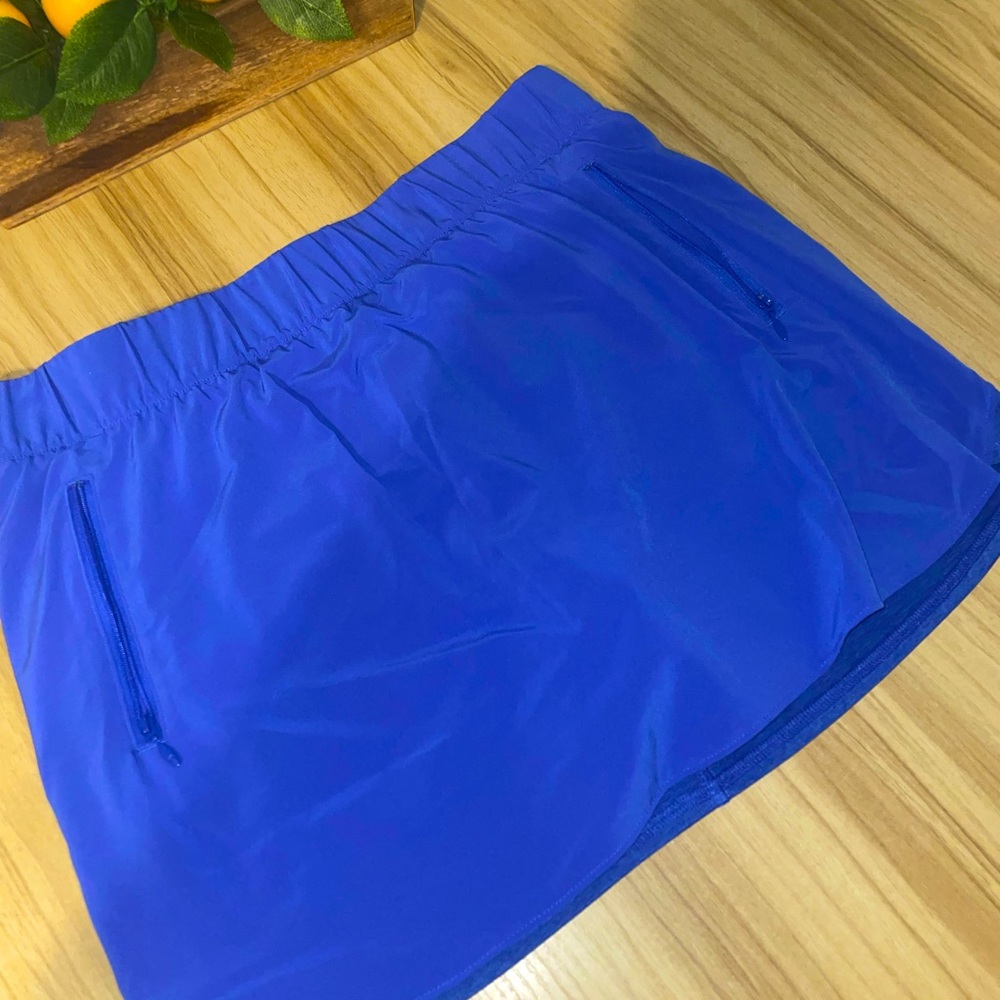 NWOT Women’s T by Talbots skirt/skorts size LARGE